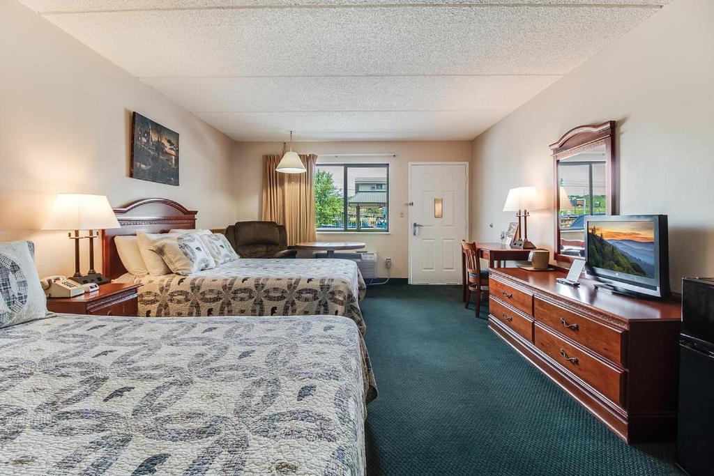 Mountain Breeze Motel Pigeon Forge Eksteriør bilde