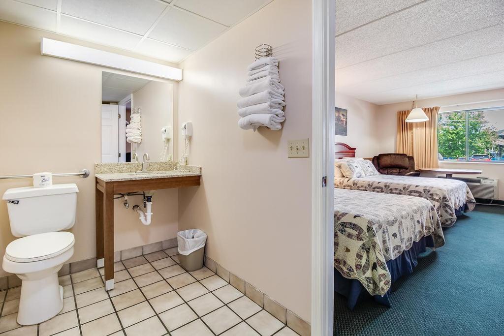 Mountain Breeze Motel Pigeon Forge Eksteriør bilde